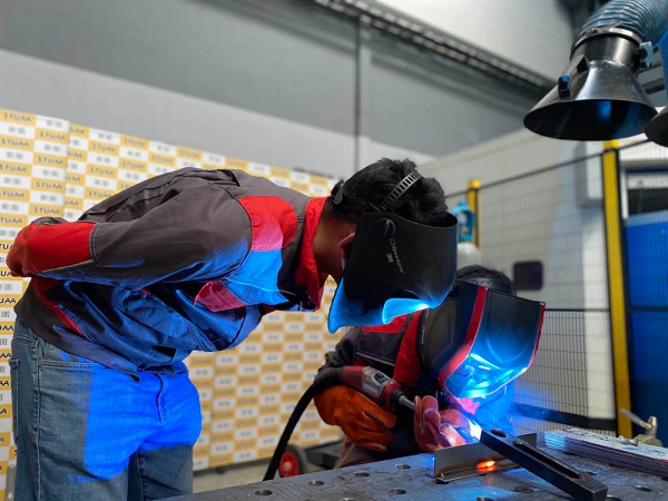 伏能士TPSi-CMT焊机专题培训会——IM电竞对工艺的追求，从未止步